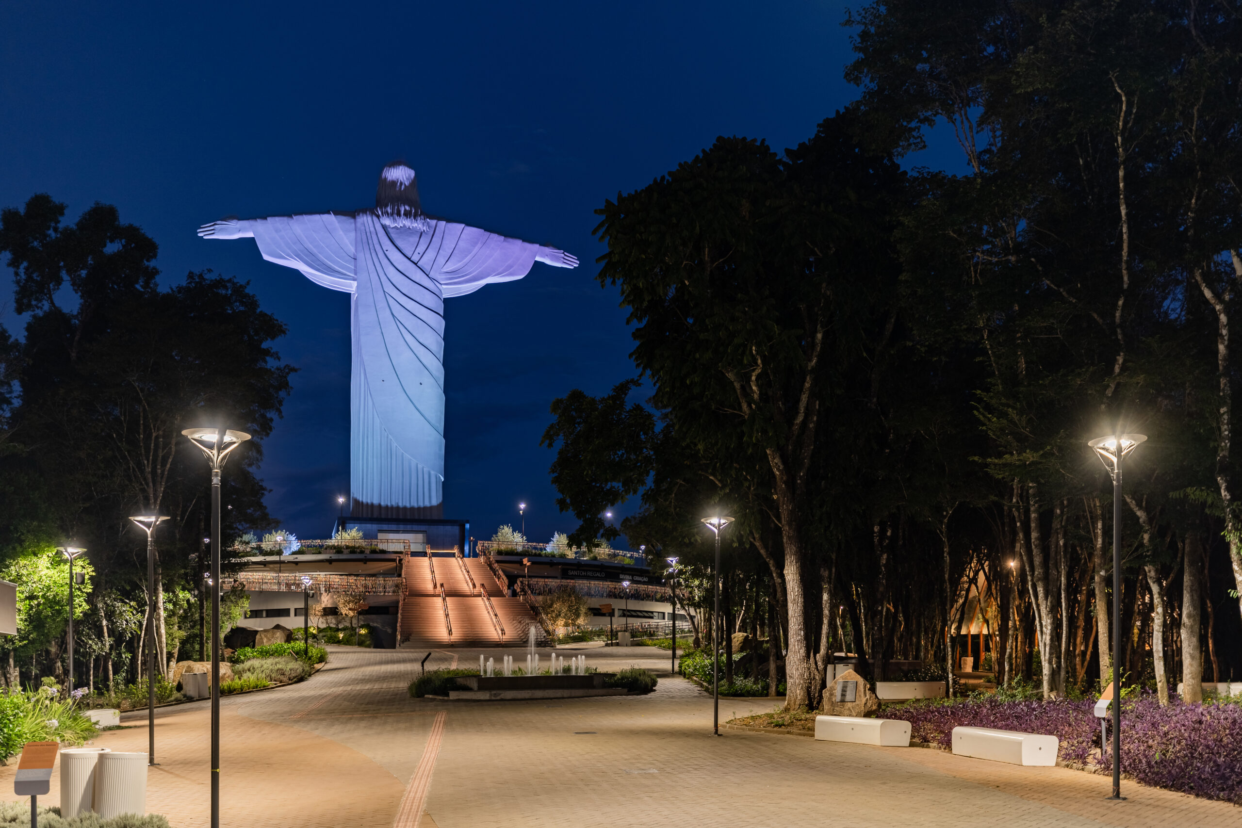 livas - cristo protetor - metalco (4)